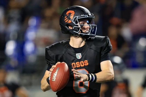 Shelton Eppler, QB de Osos de Monterrey