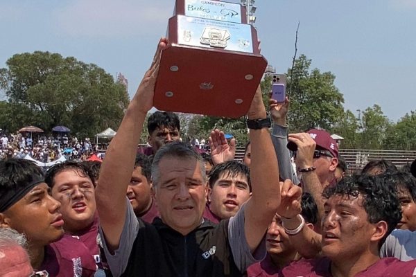 Búhos Guinda, campeones de Intermedia